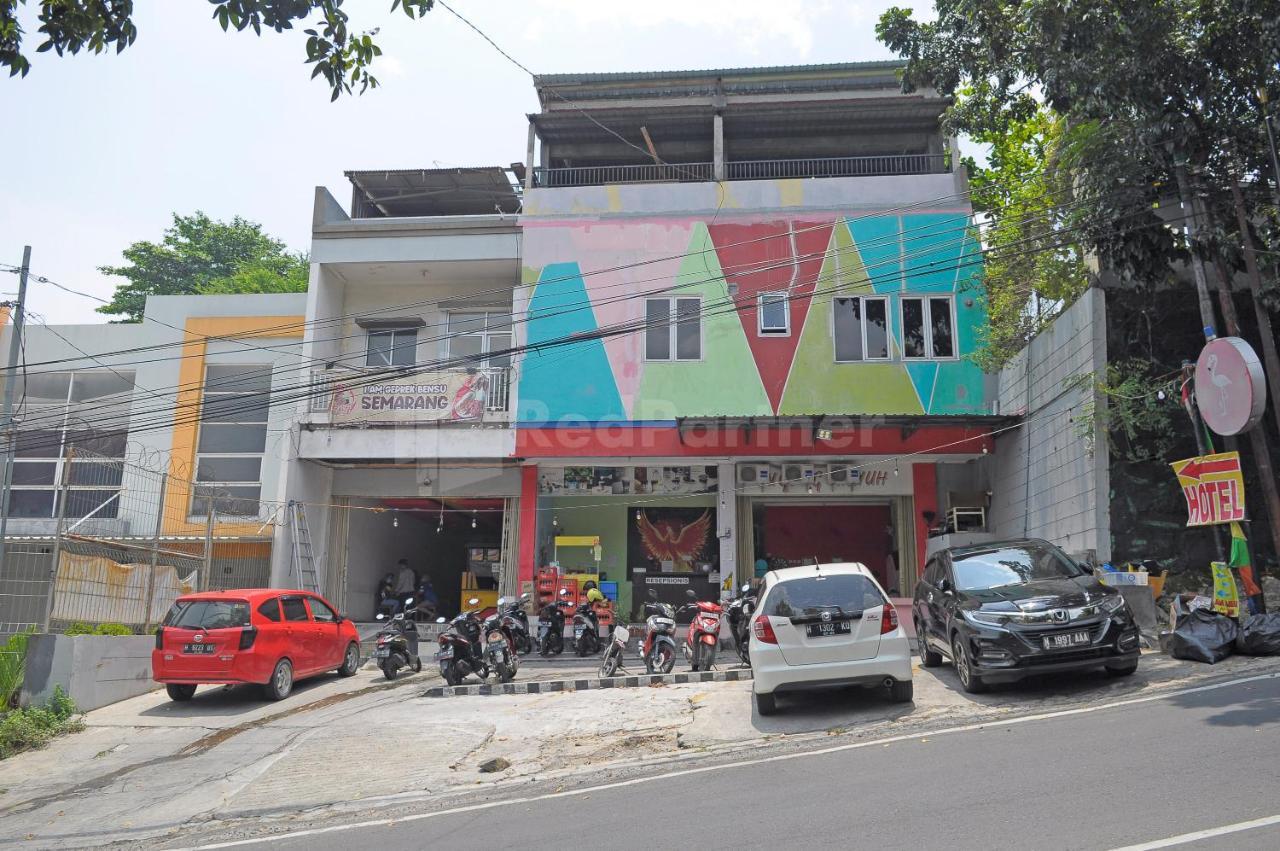 Abdulrahman Saleh Redpartner Hotel Semarang
